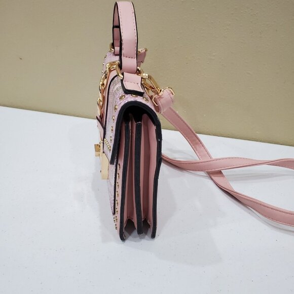 Small Handbag Pink Faux Leather Gold Tone Chain Crossbody Strap with Billfold - Picture 4 of 16